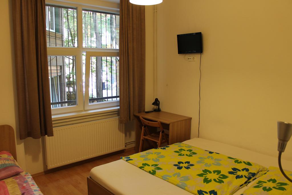 Fanni Budapest Guesthouse ภายนอก รูปภาพ